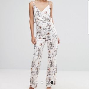 hope and ivy printed jumpsuit with frill waist